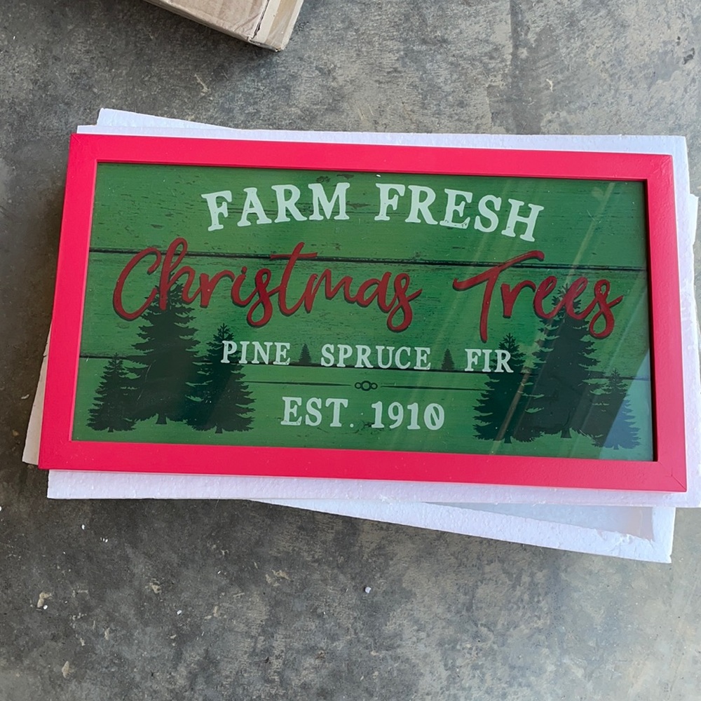 Home Reflections Illuminated Holiday Shadow Box